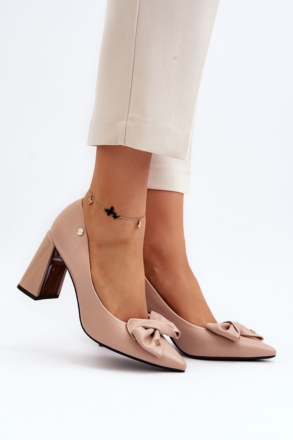 Batai blokiniu kulnu model 193388 Step in style