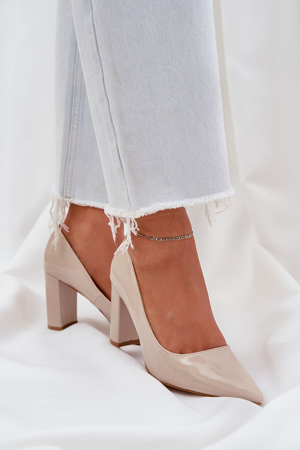Batai blokiniu kulnu model 208439 Step in style
