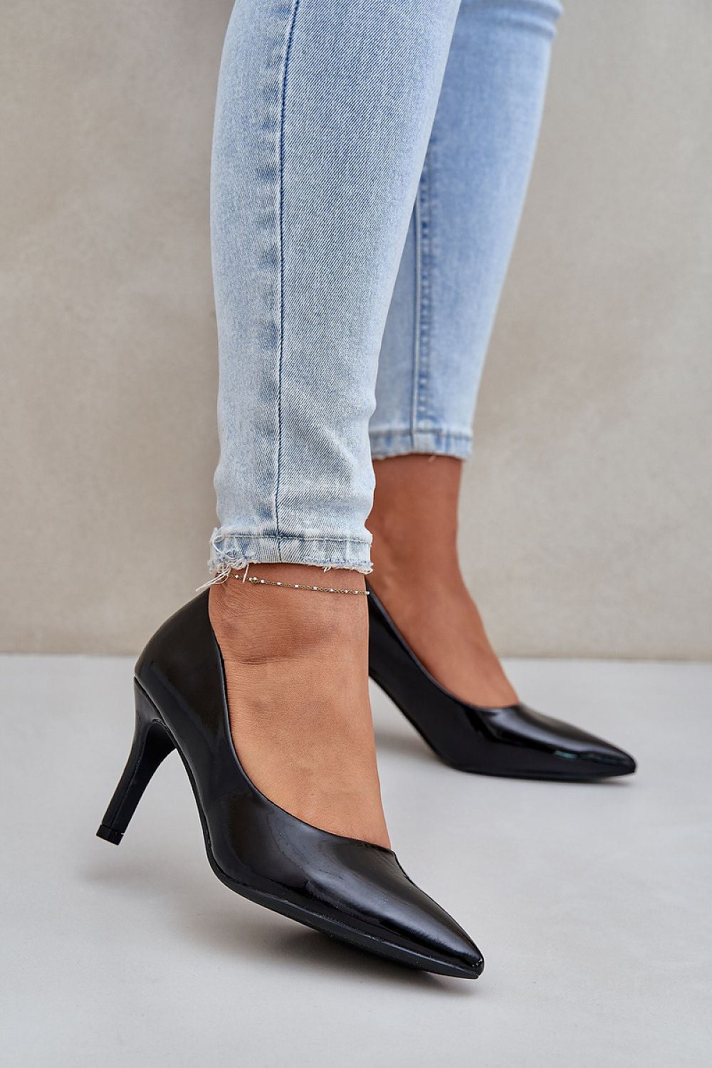 Aukštakulniai model 208477 Step in style