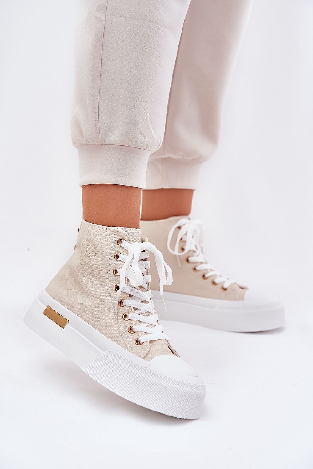 Sportbačiai model 211355 Step in style