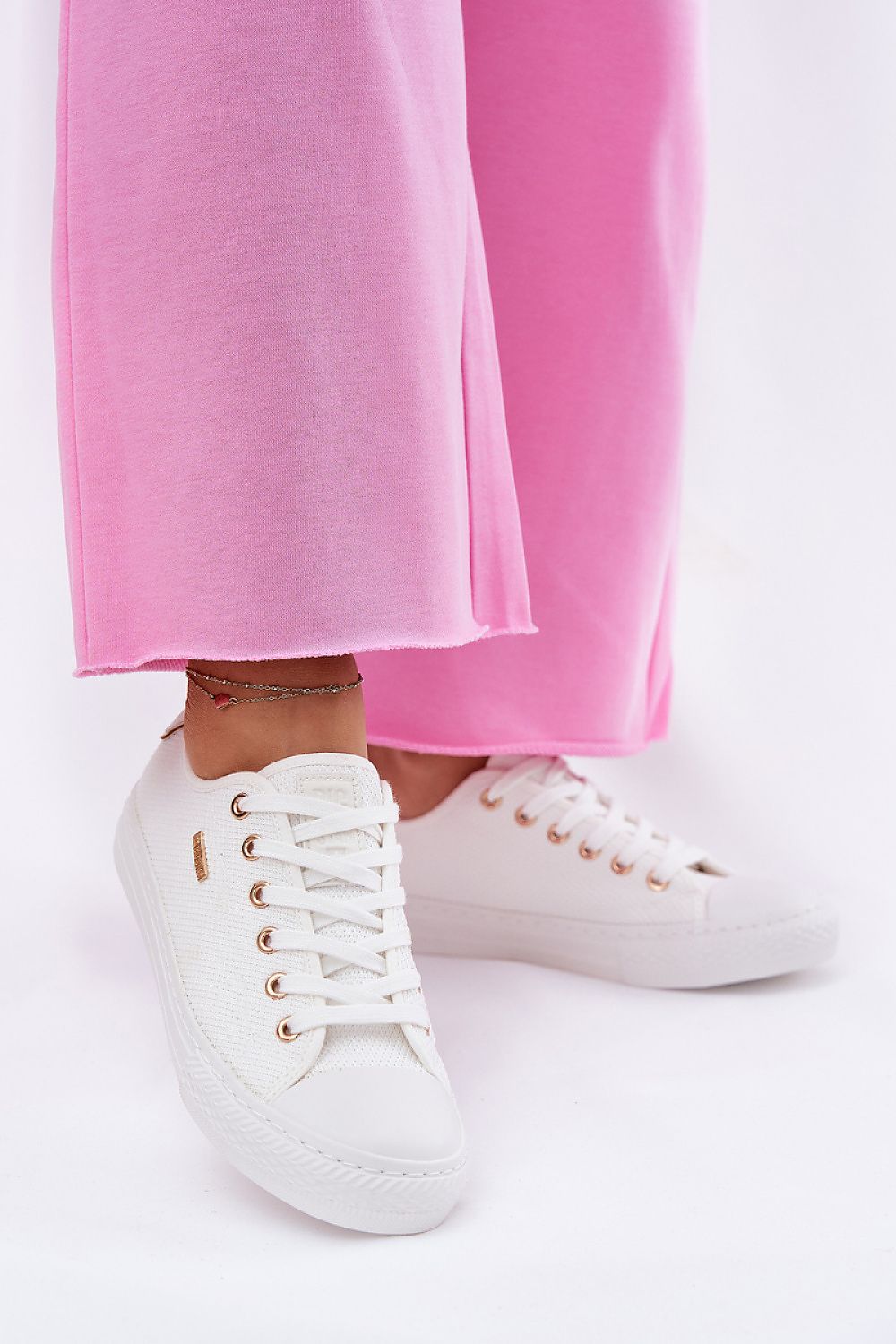 Sportbačiai model 211356 Step in style