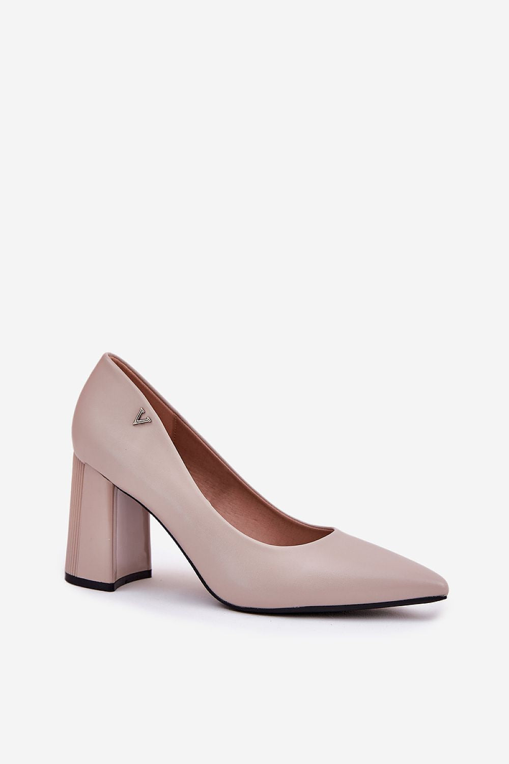 Batai blokiniu kulnu model 211984 Step in style