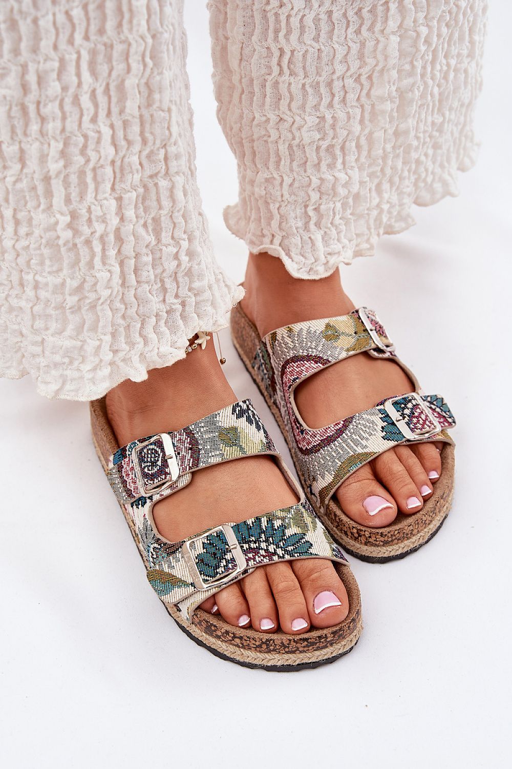 Šlepetės model 212592 Step in style