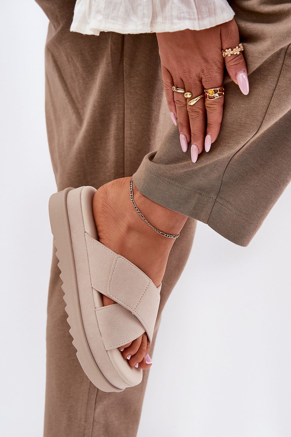 Šlepetės model 212876 Step in style