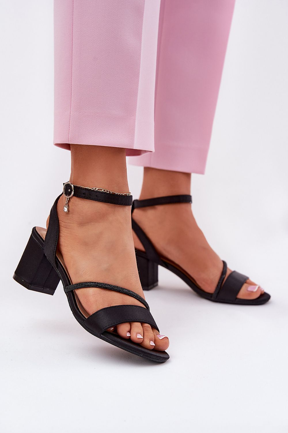 Sandalai su kulnu model 213009 Step in style