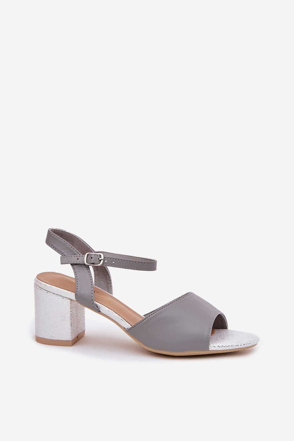 Sandalai su kulnu model 213012 Step in style