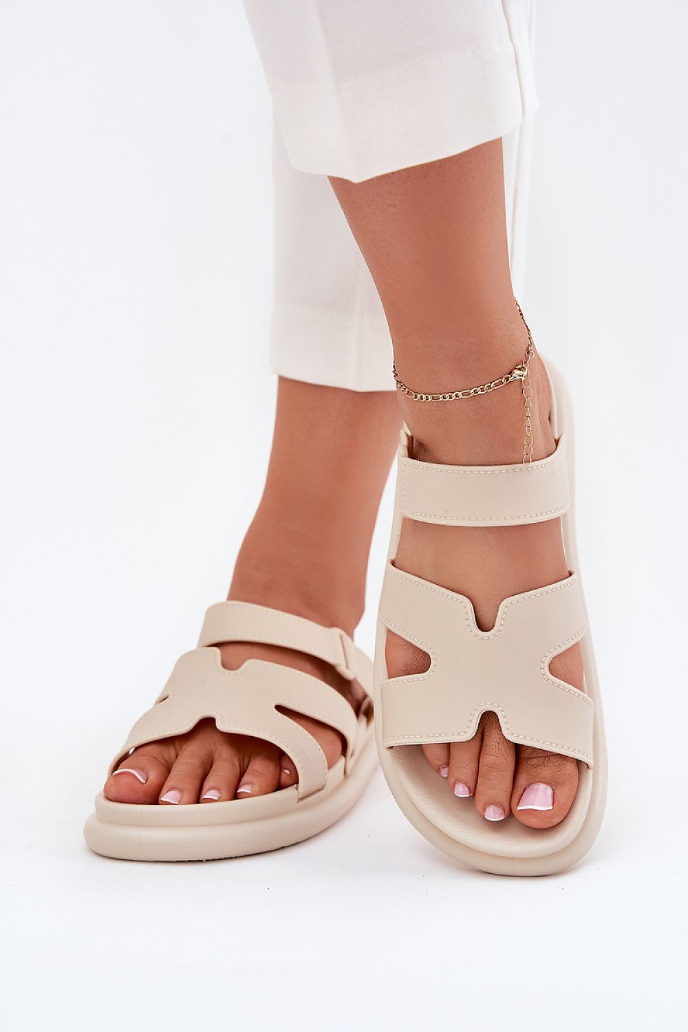 Šlepetės model 215164 Step in style