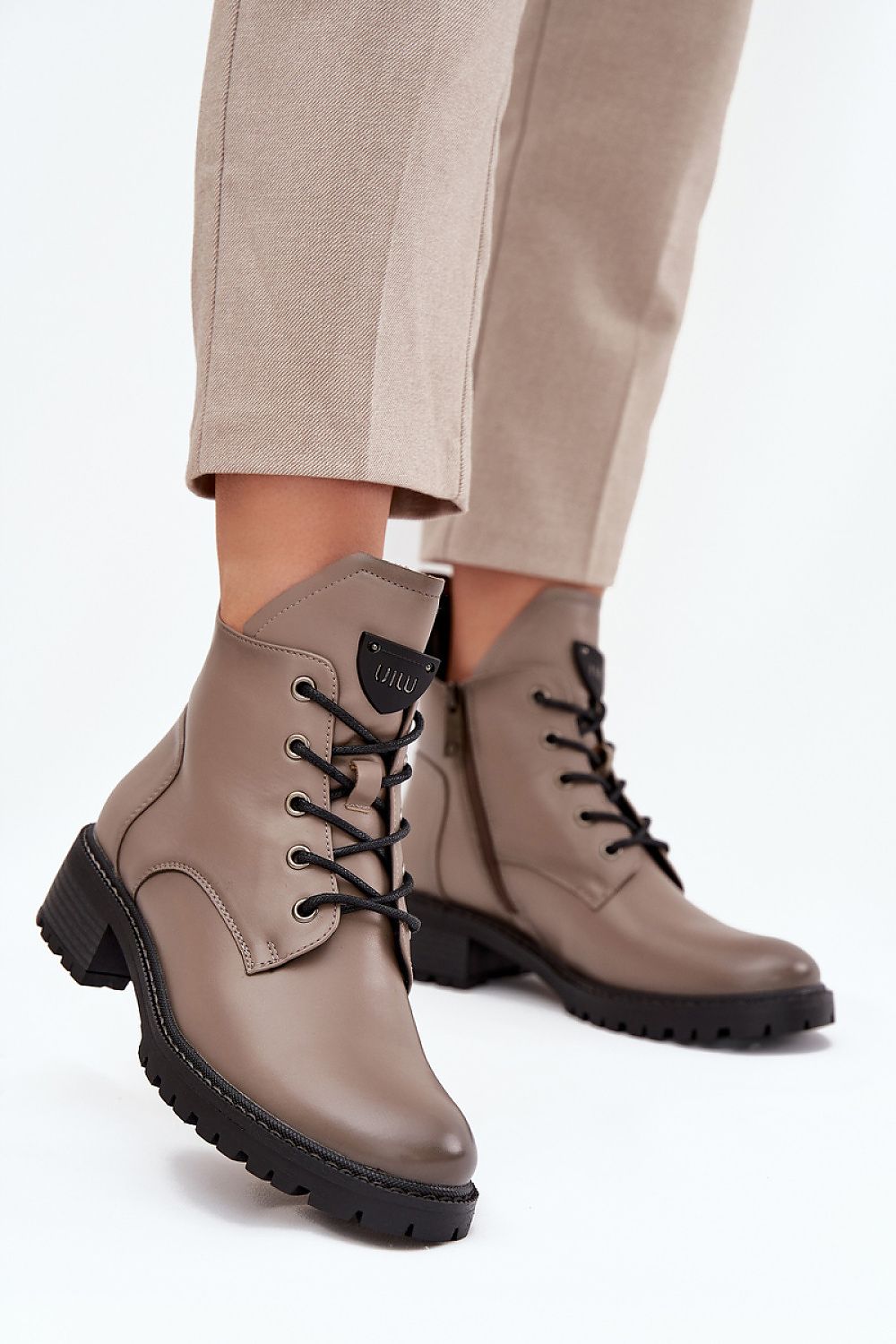 Batai model 216966 Step in style