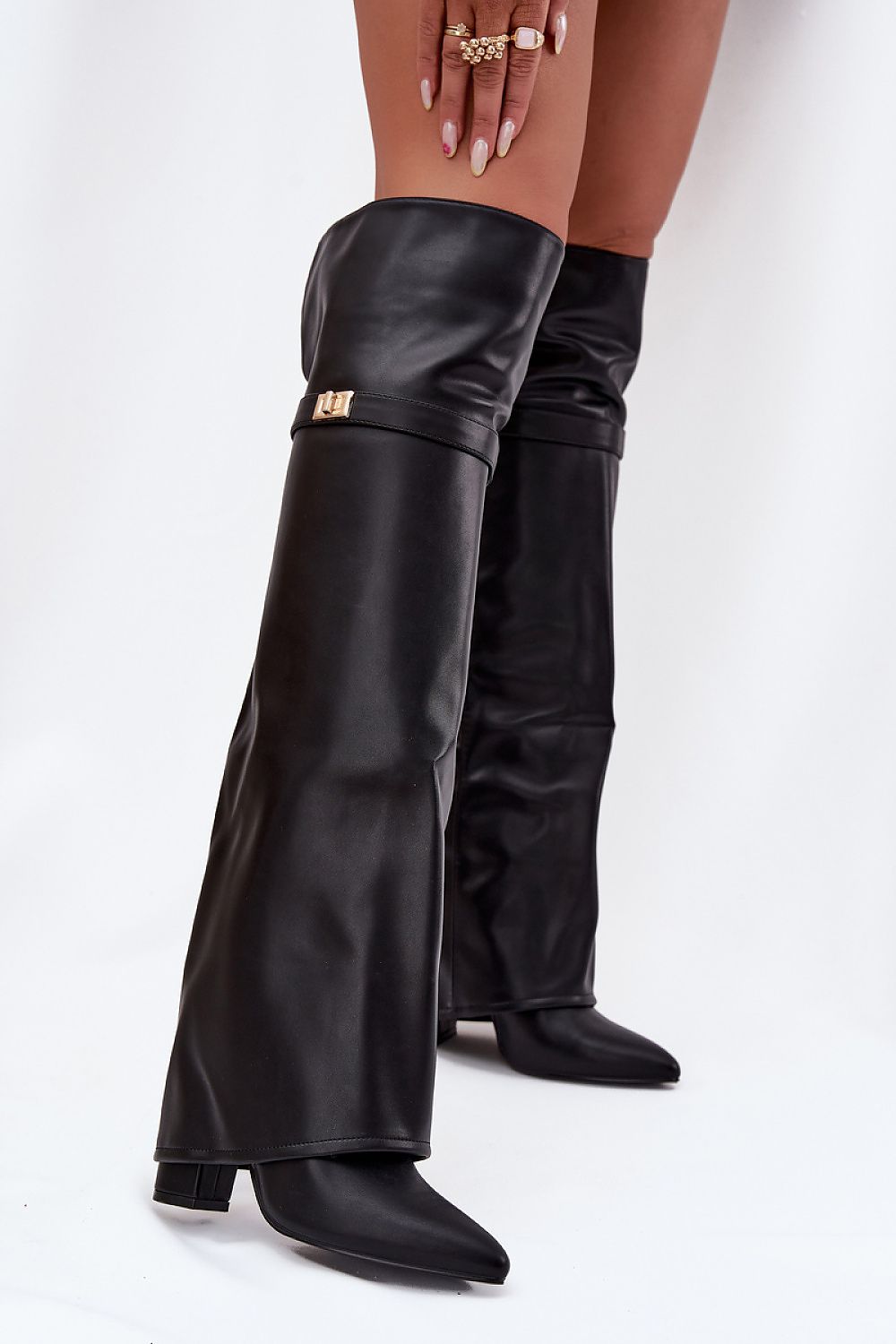 Batai su kulnu model 217223 Step in style