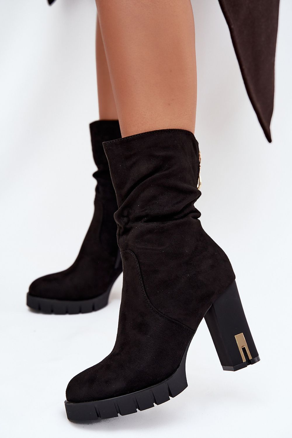 Batai su kulnu model 217733 Step in style