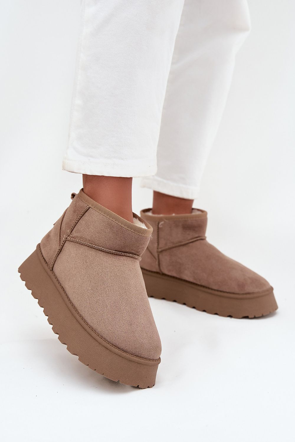 Sniego batai Step in style