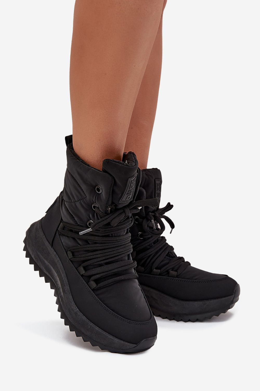 Sniego batai Step in style