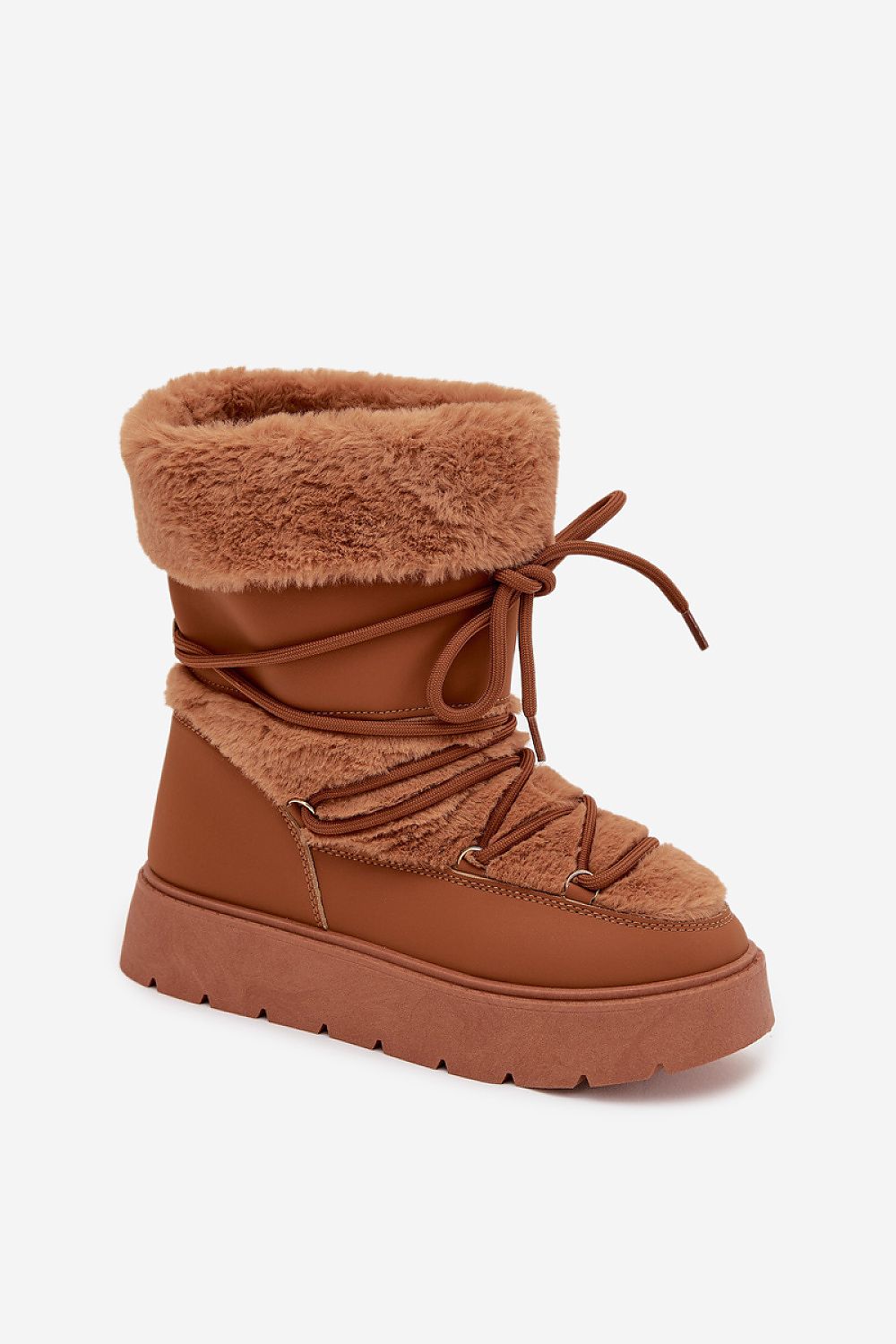 Sniego batai Step in style