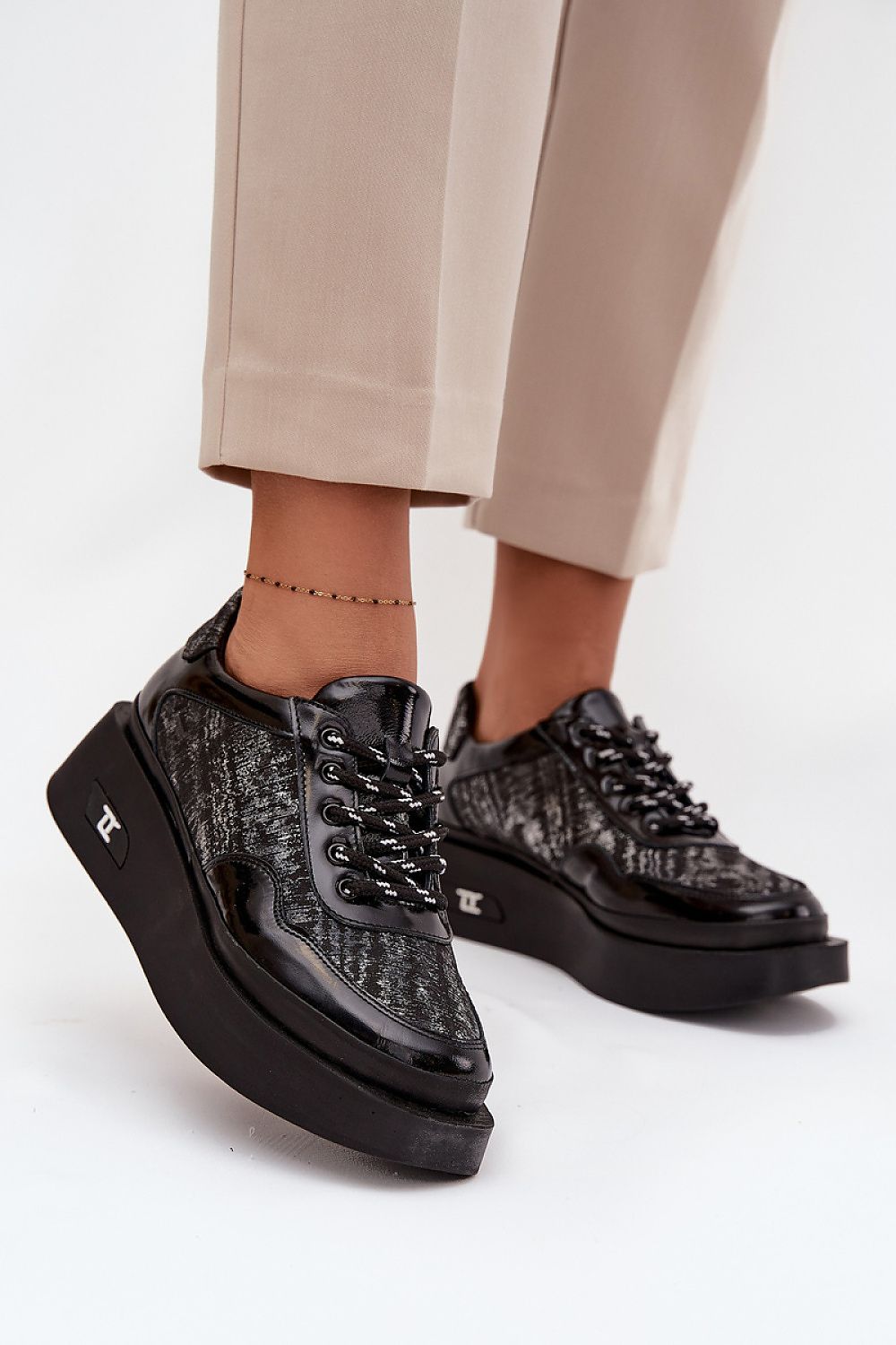 Moteriški sportiško stiliaus batai “Step in style”