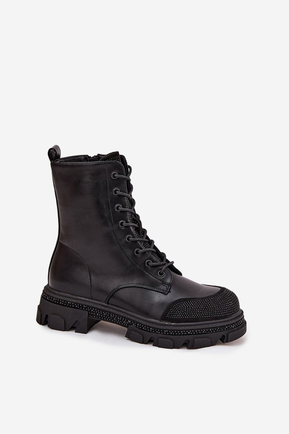 Batai “Step in style”