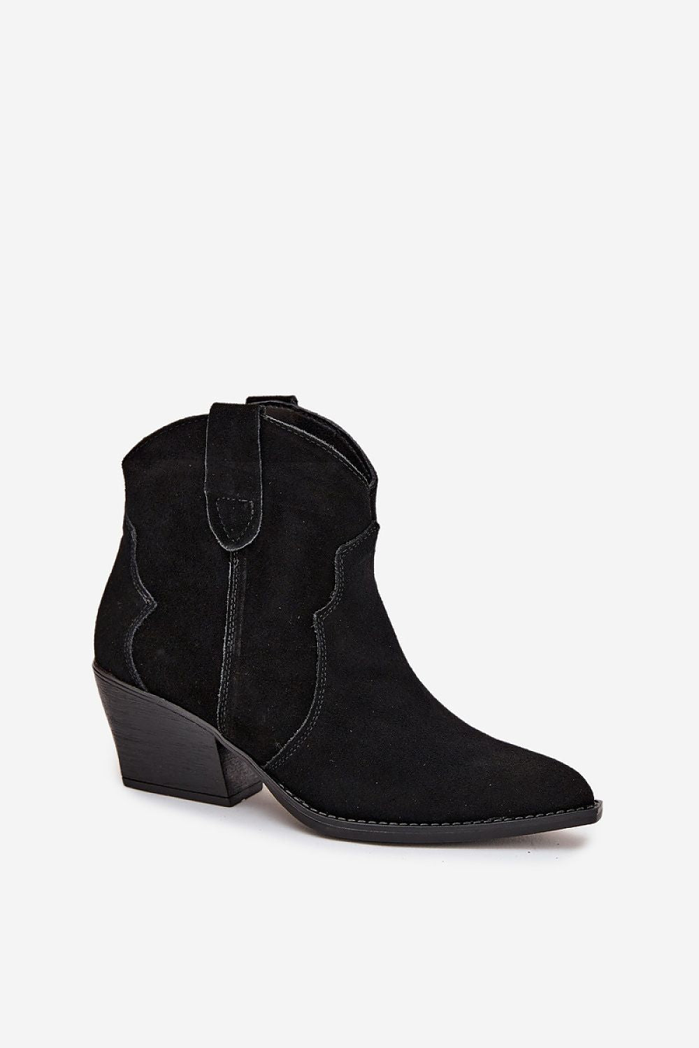 Batai su kulnu “Step in style”