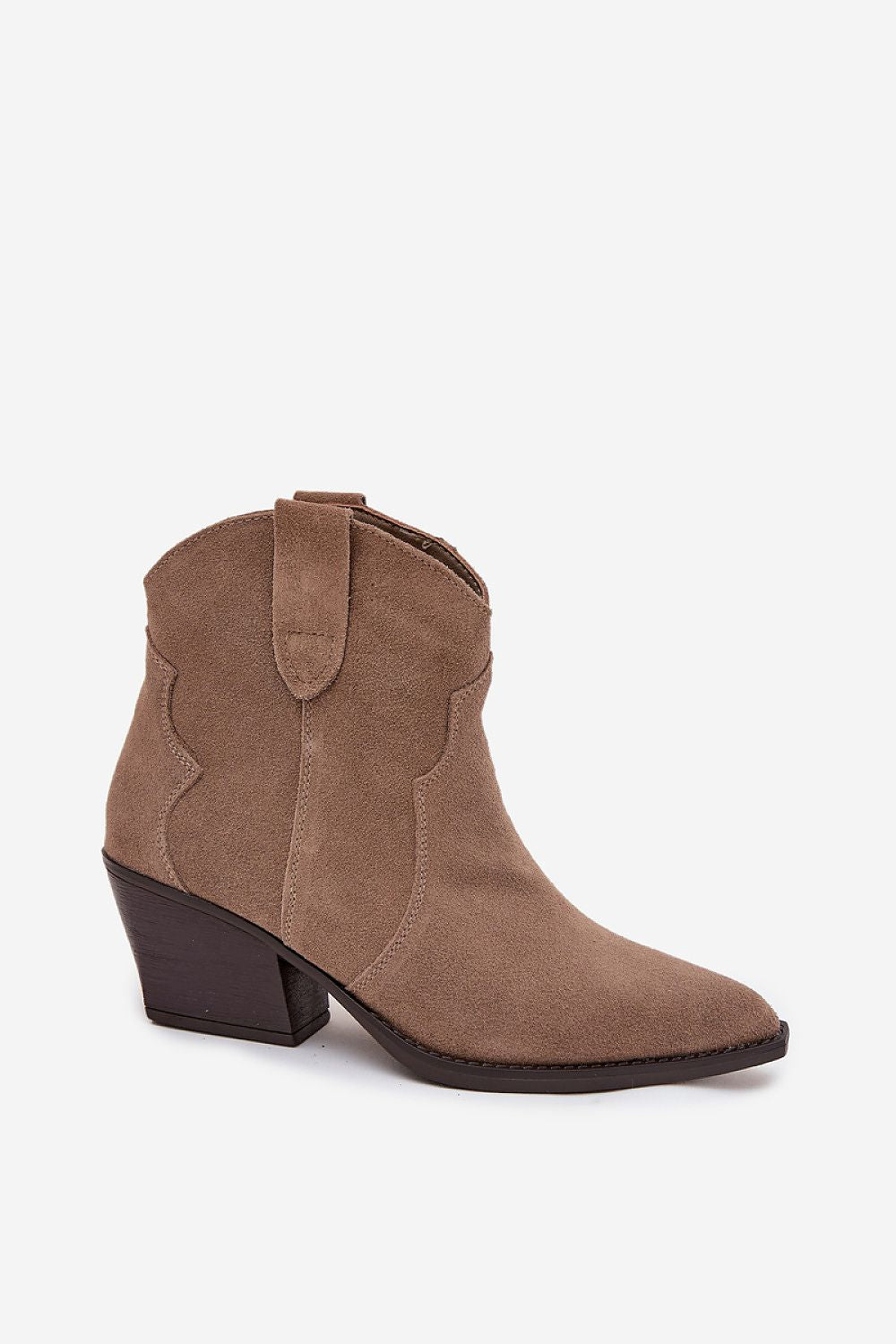 Batai su kulnu “Step in style”