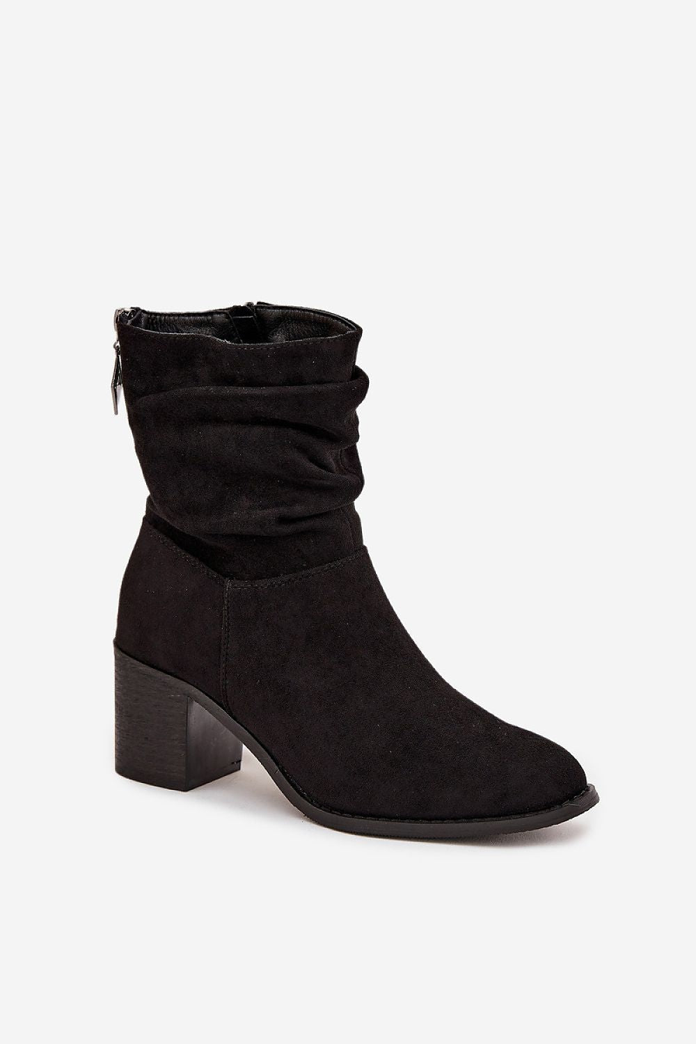 Batai su kulnu “Step in style”