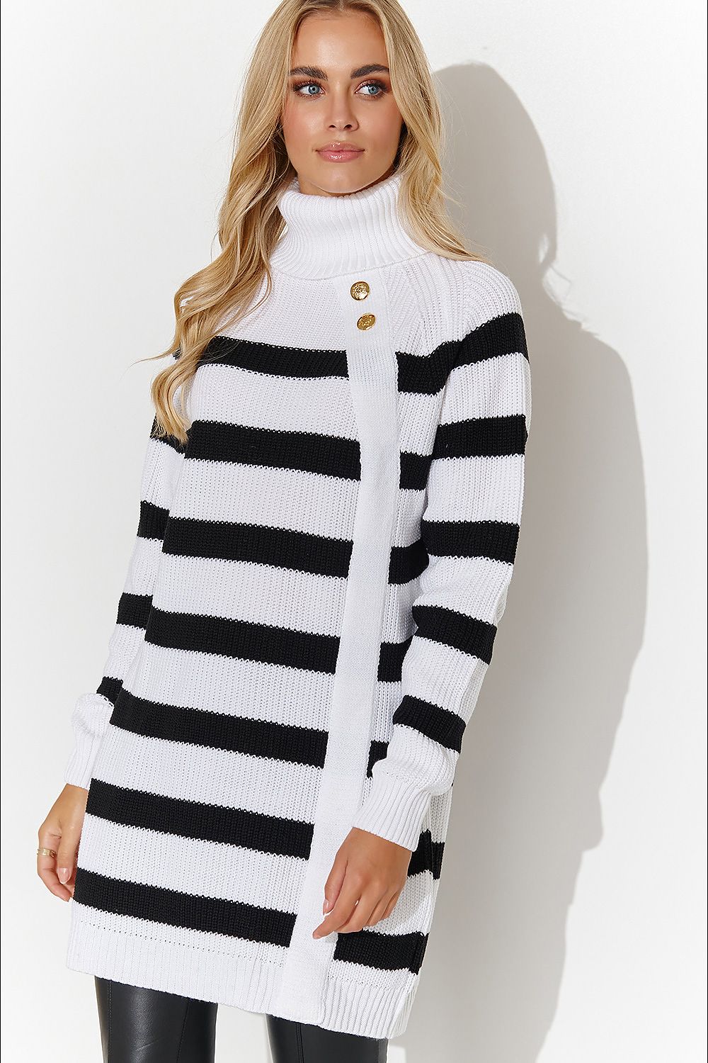 Turtleneck sweater “Makadamia”