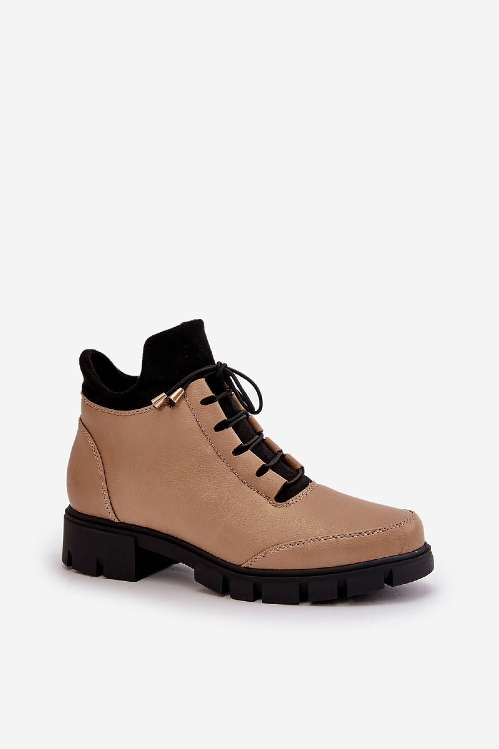 Batai Step in style