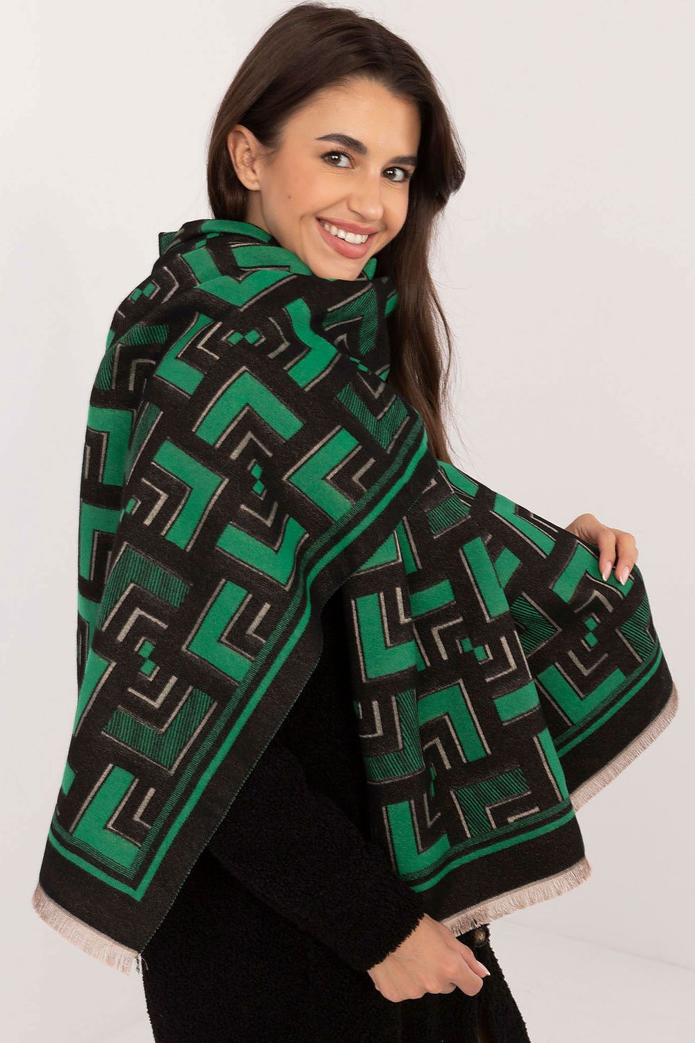 Scarf “AT”