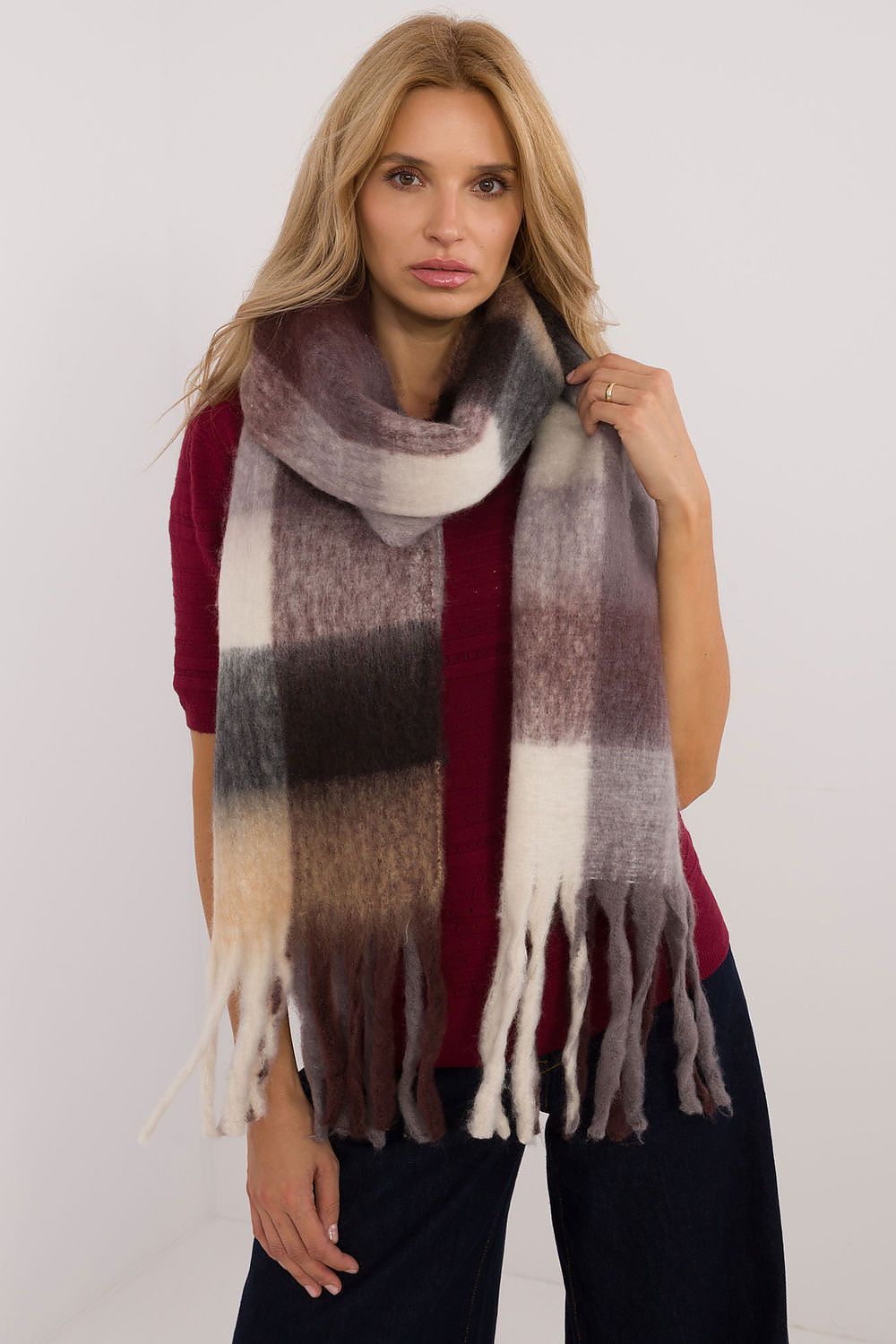 Scarf AT