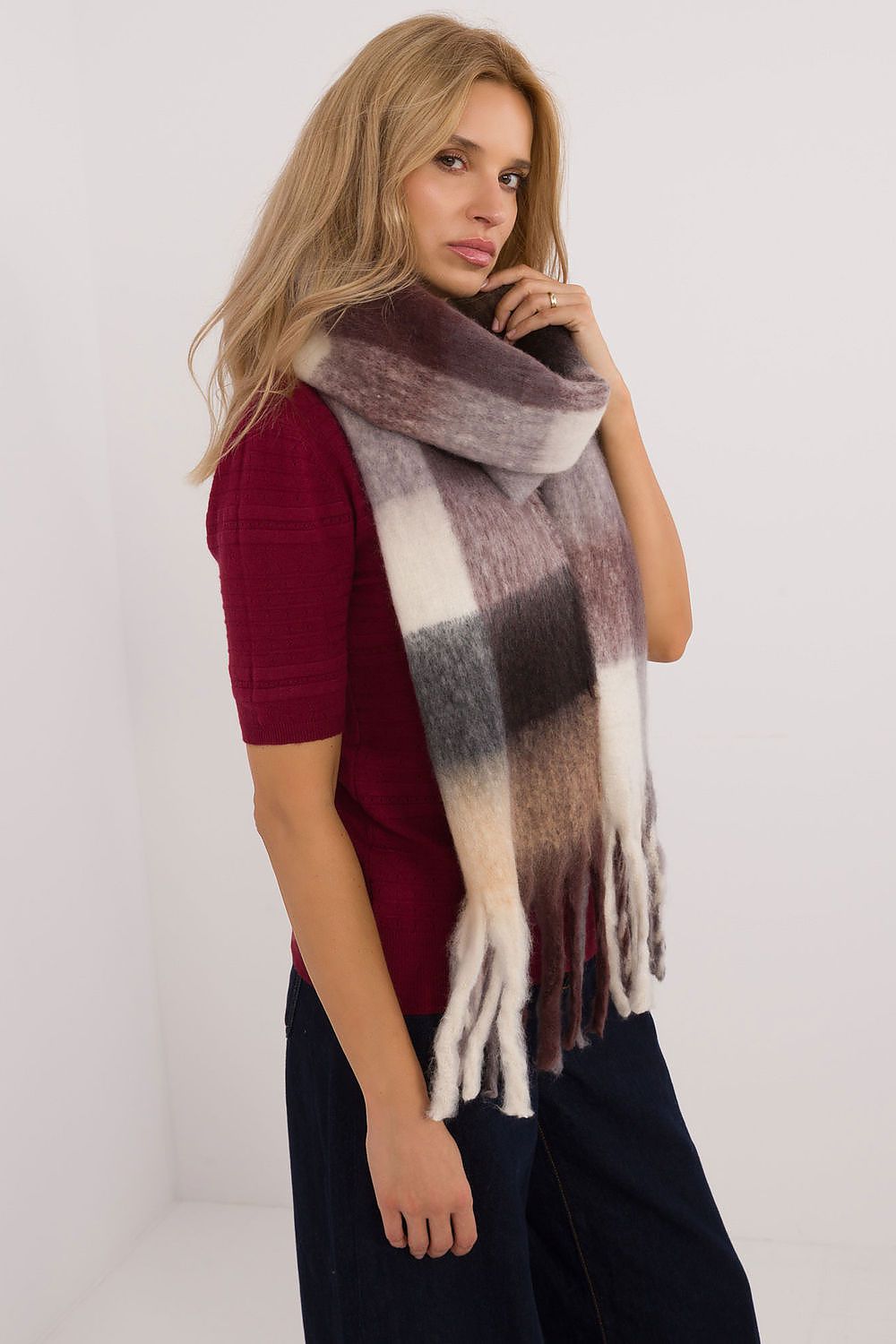 Scarf AT