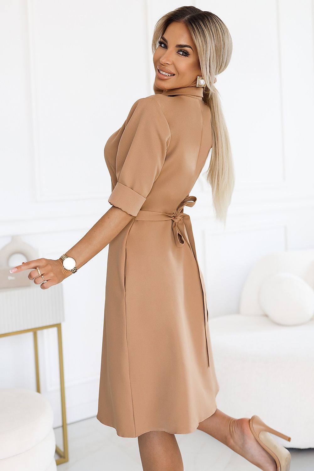  Dieninė suknelė model 211583 Numoco 