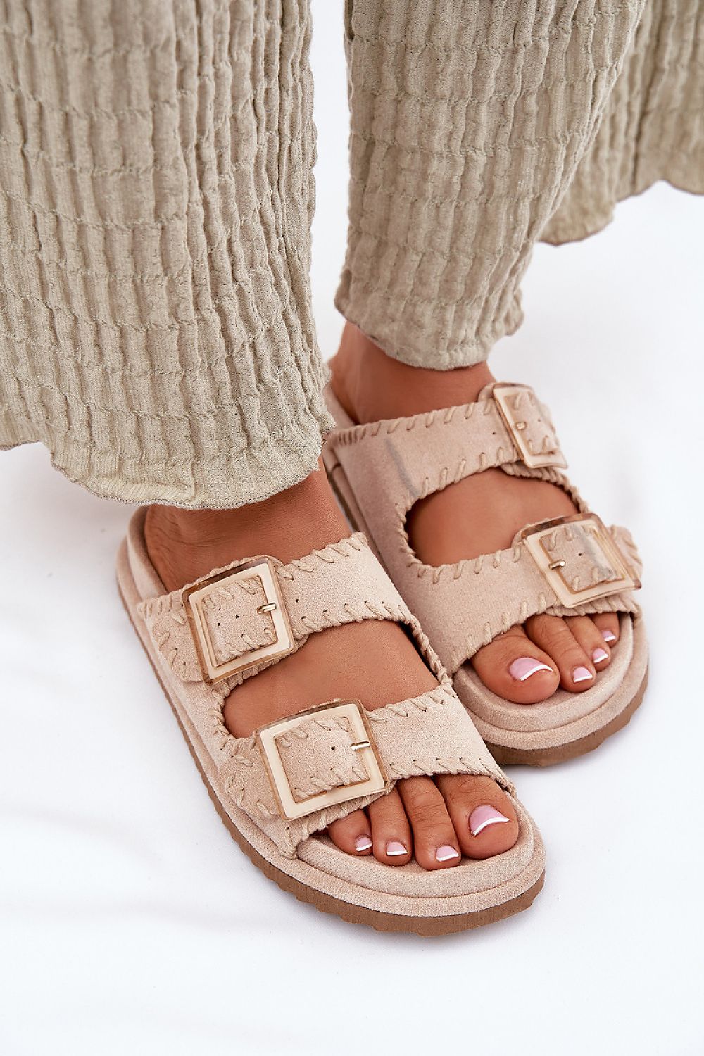  Šlepetės model 213956 Step in style 