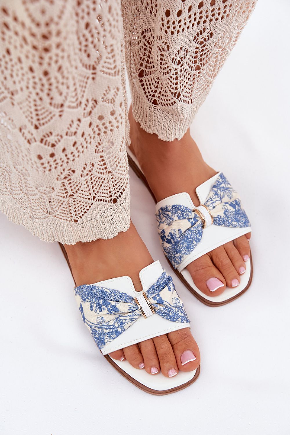  Šlepetės model 214717 Step in style 