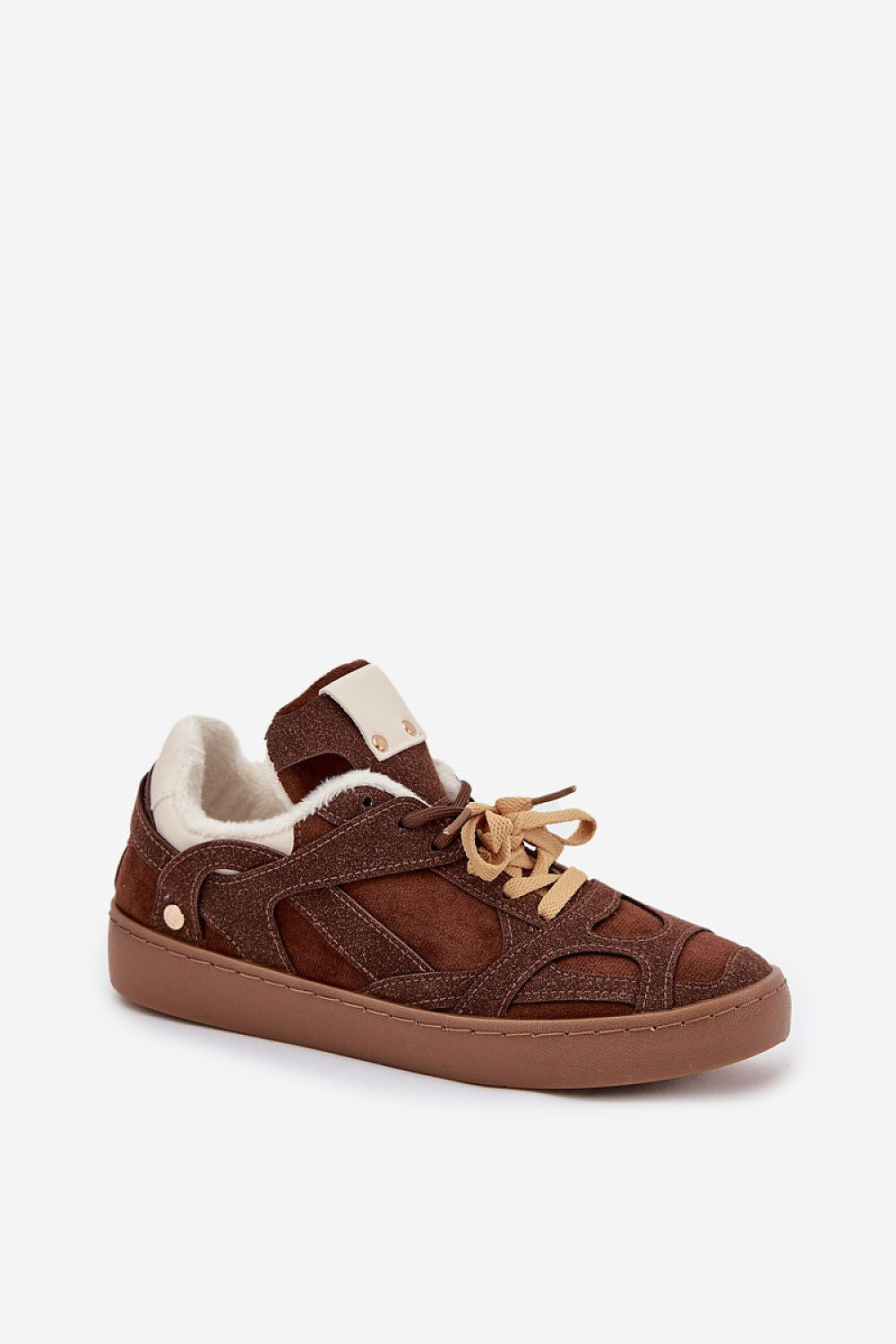 Casual shoes Step in style