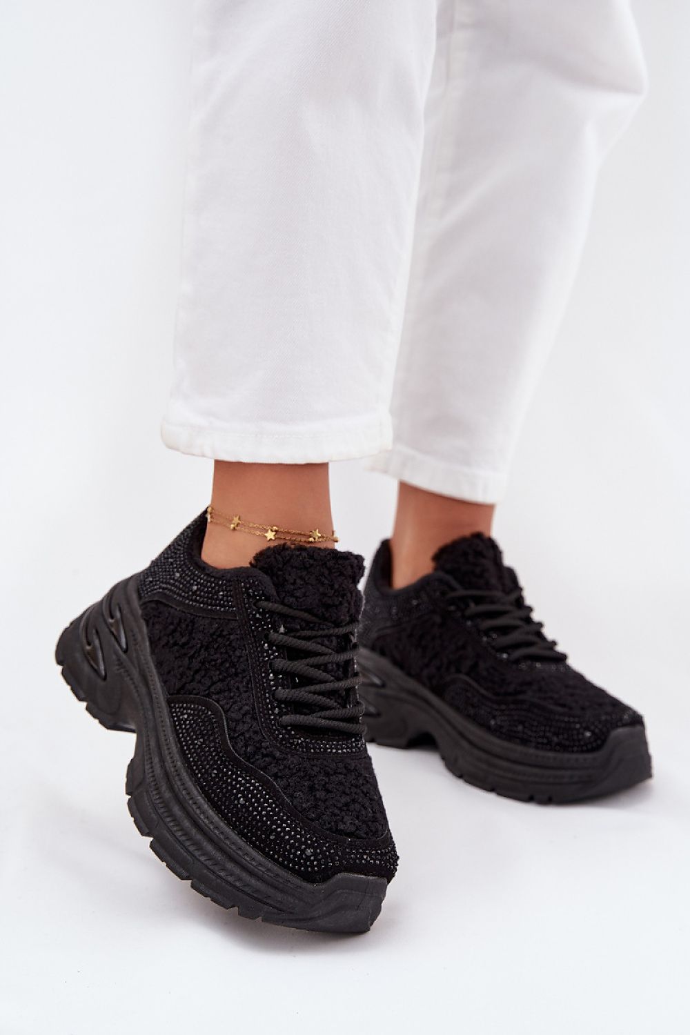 Sports shoes Step in style