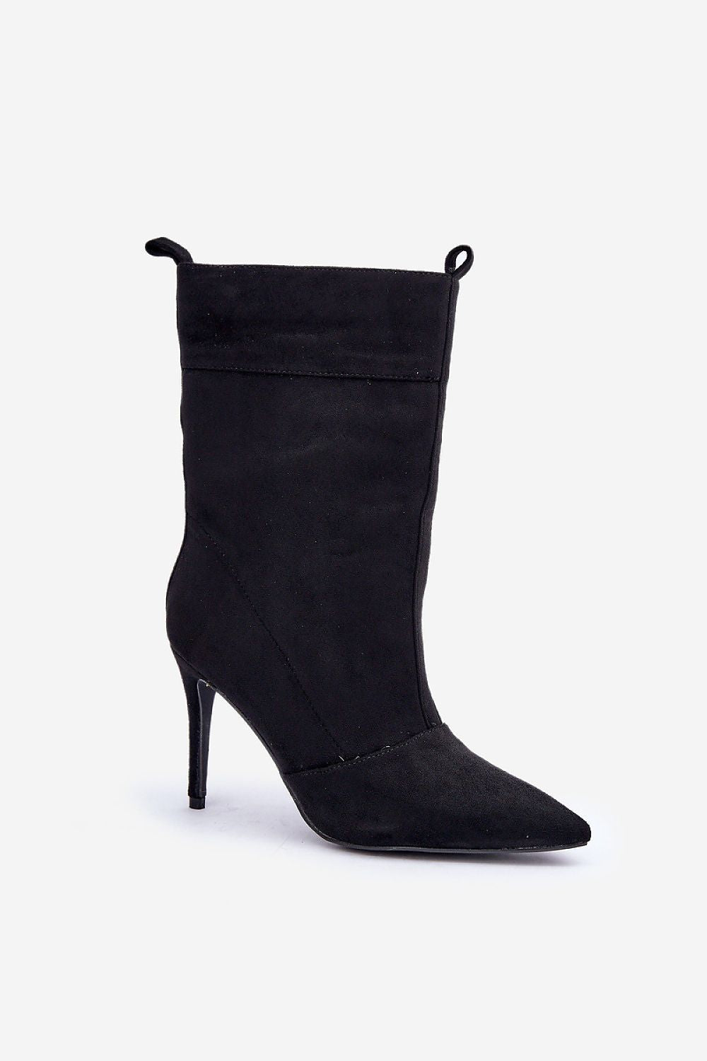 “Step in style” heeled shoes