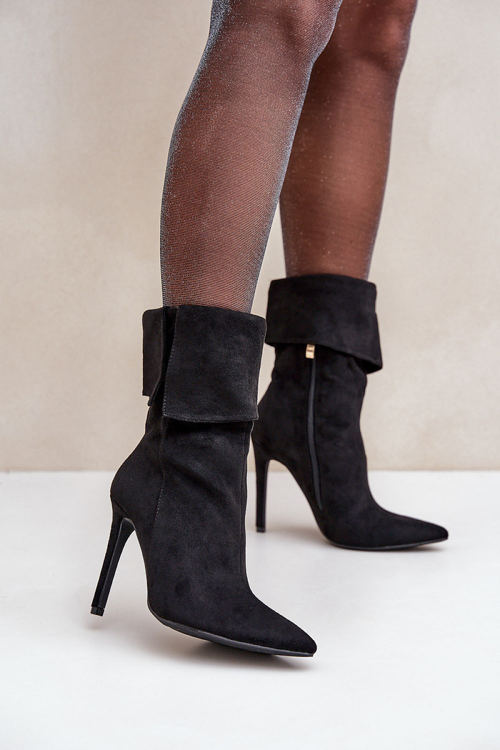 “Step in style” heeled shoes