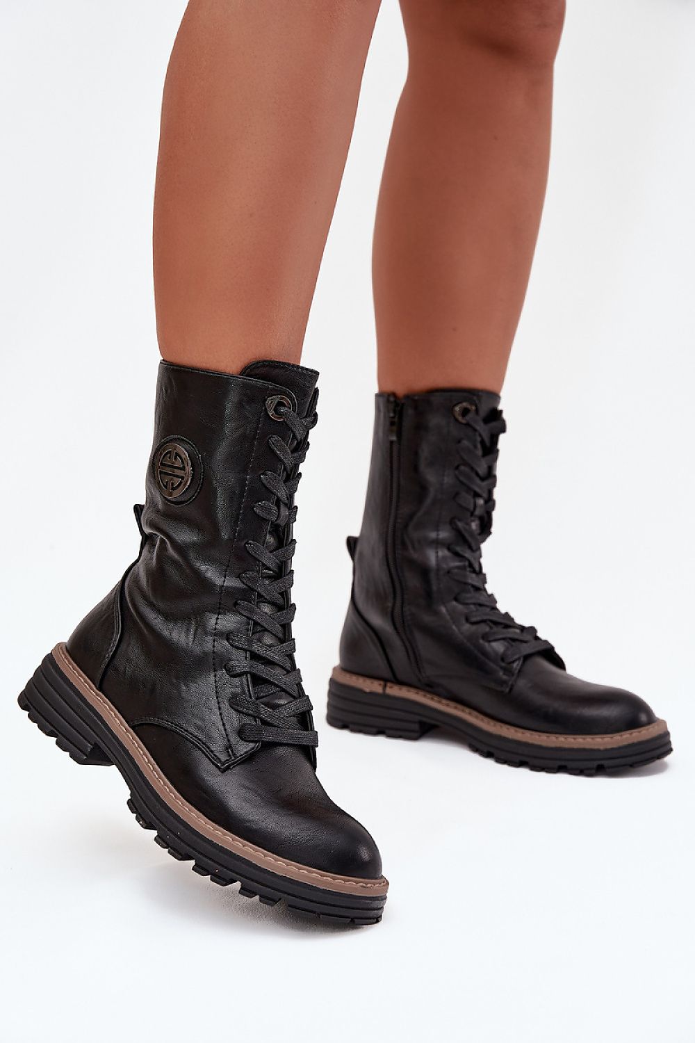 Boots “Step in style”