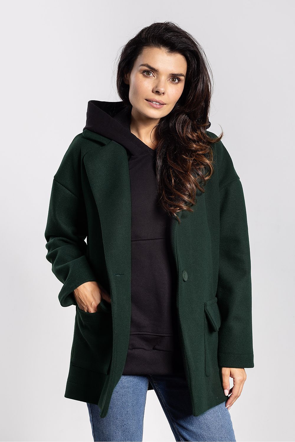 Coat “awama”