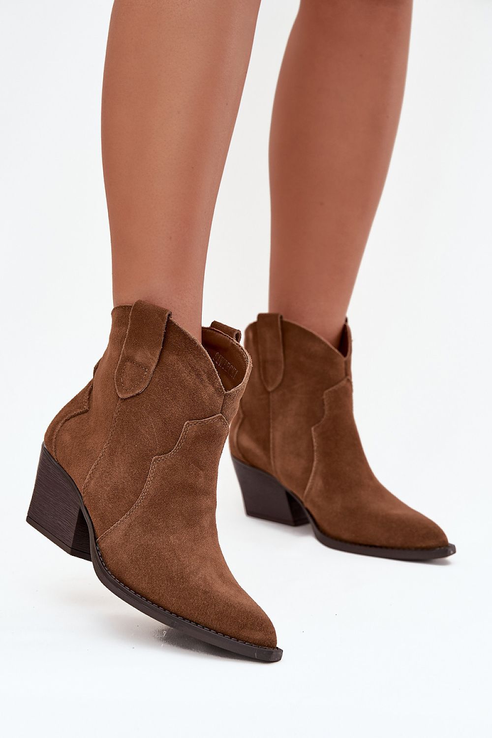 “Step in style” heeled shoes