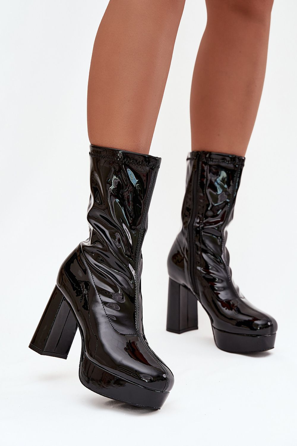 “Step in style” heeled shoes