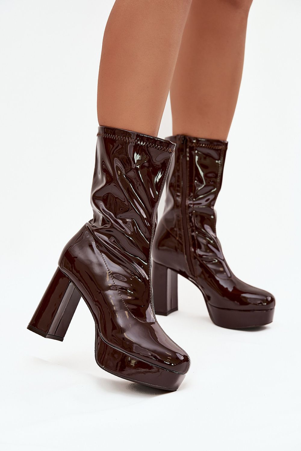 “Step in style” heeled shoes