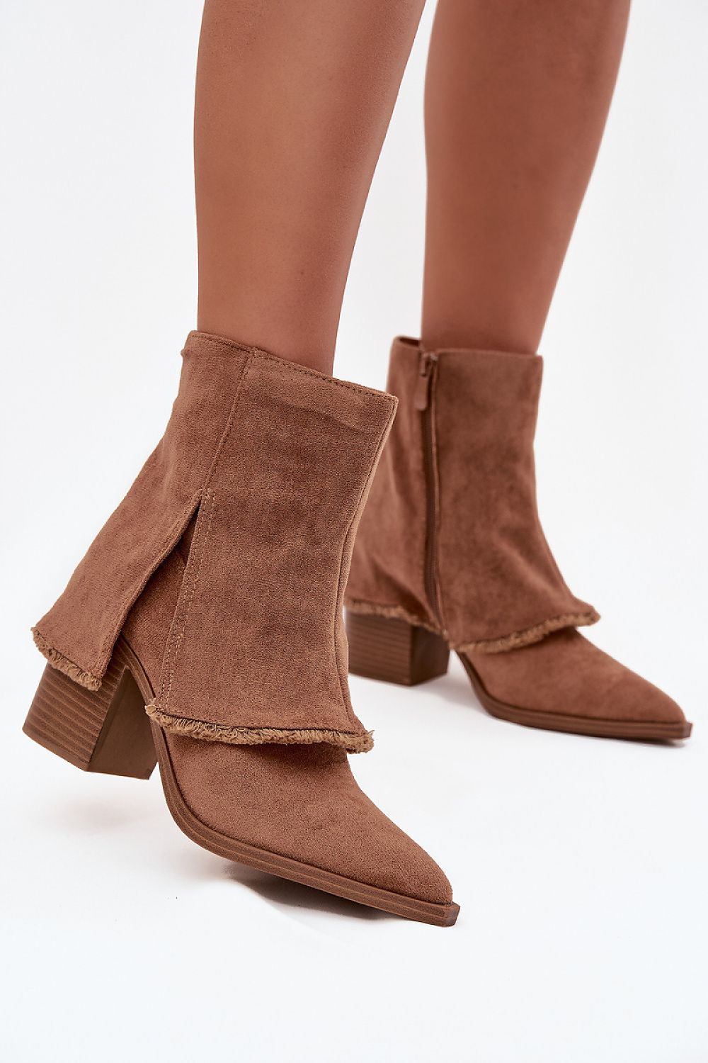 “Step in style” heeled shoes
