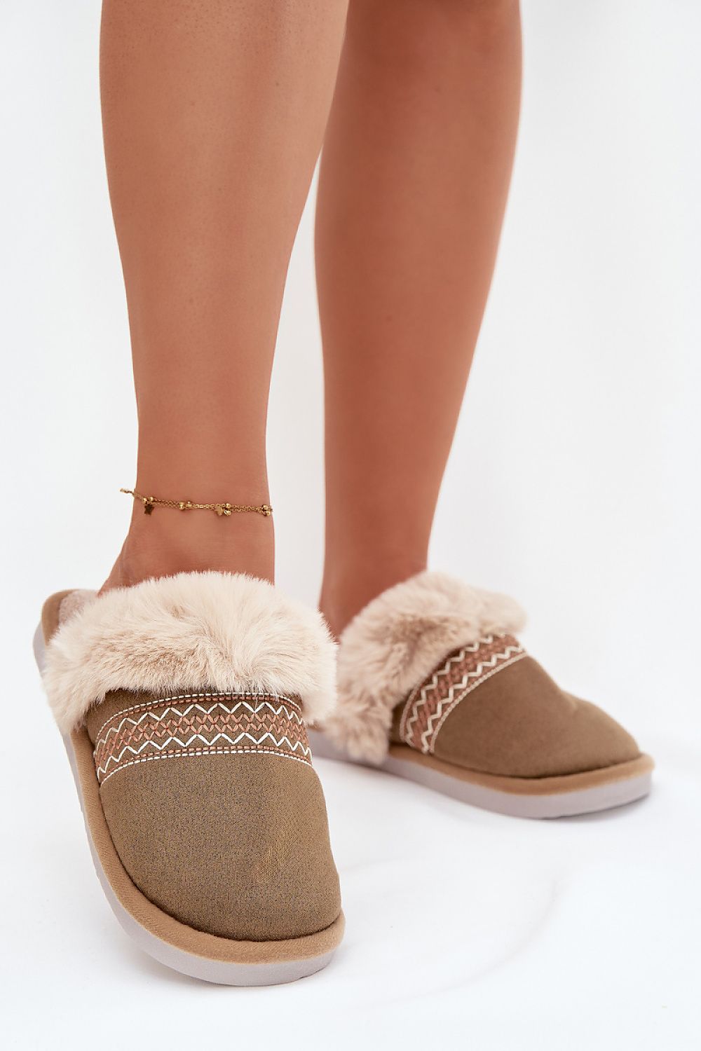 Slippers “Step in style”