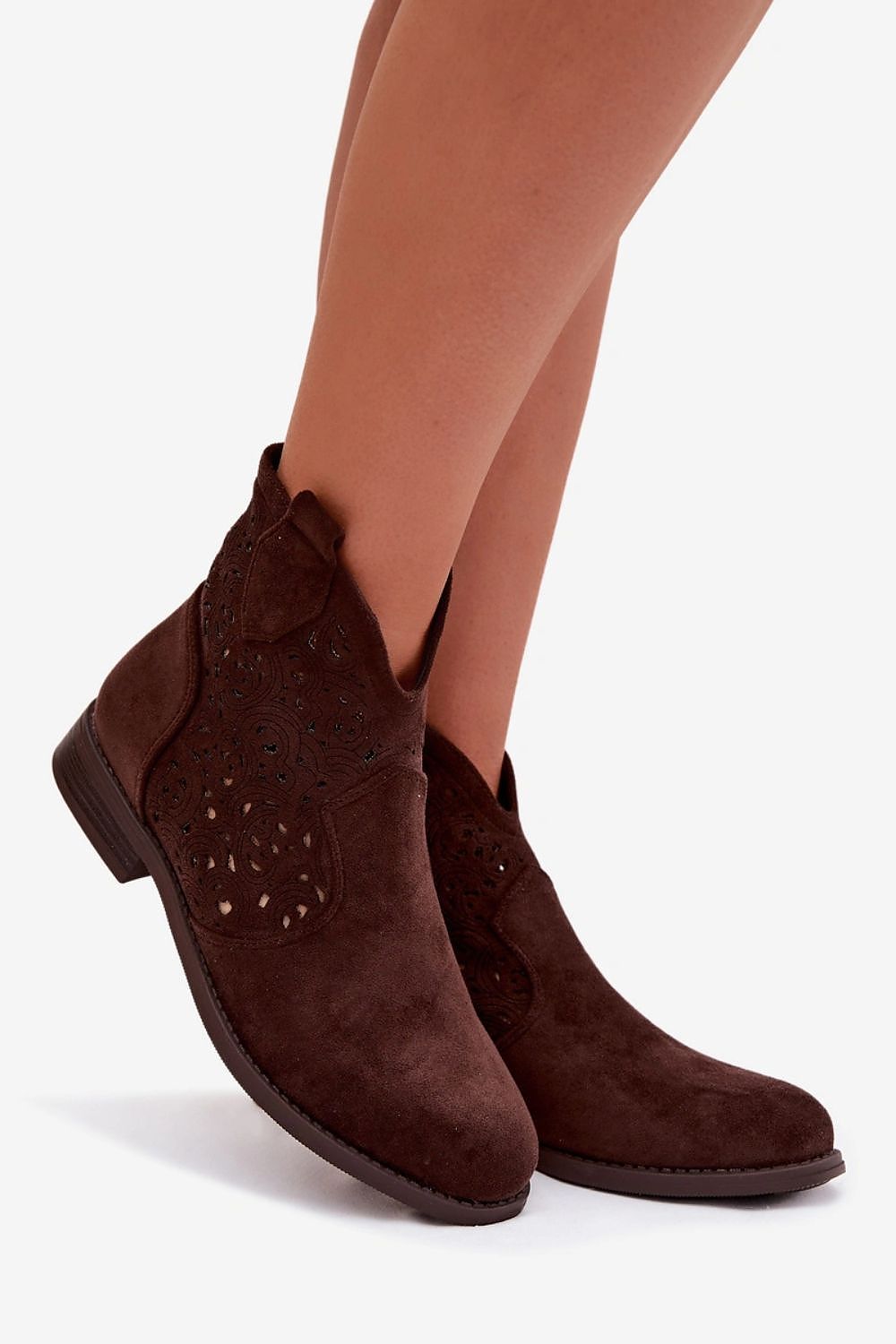 Moteriški batai su ažūru