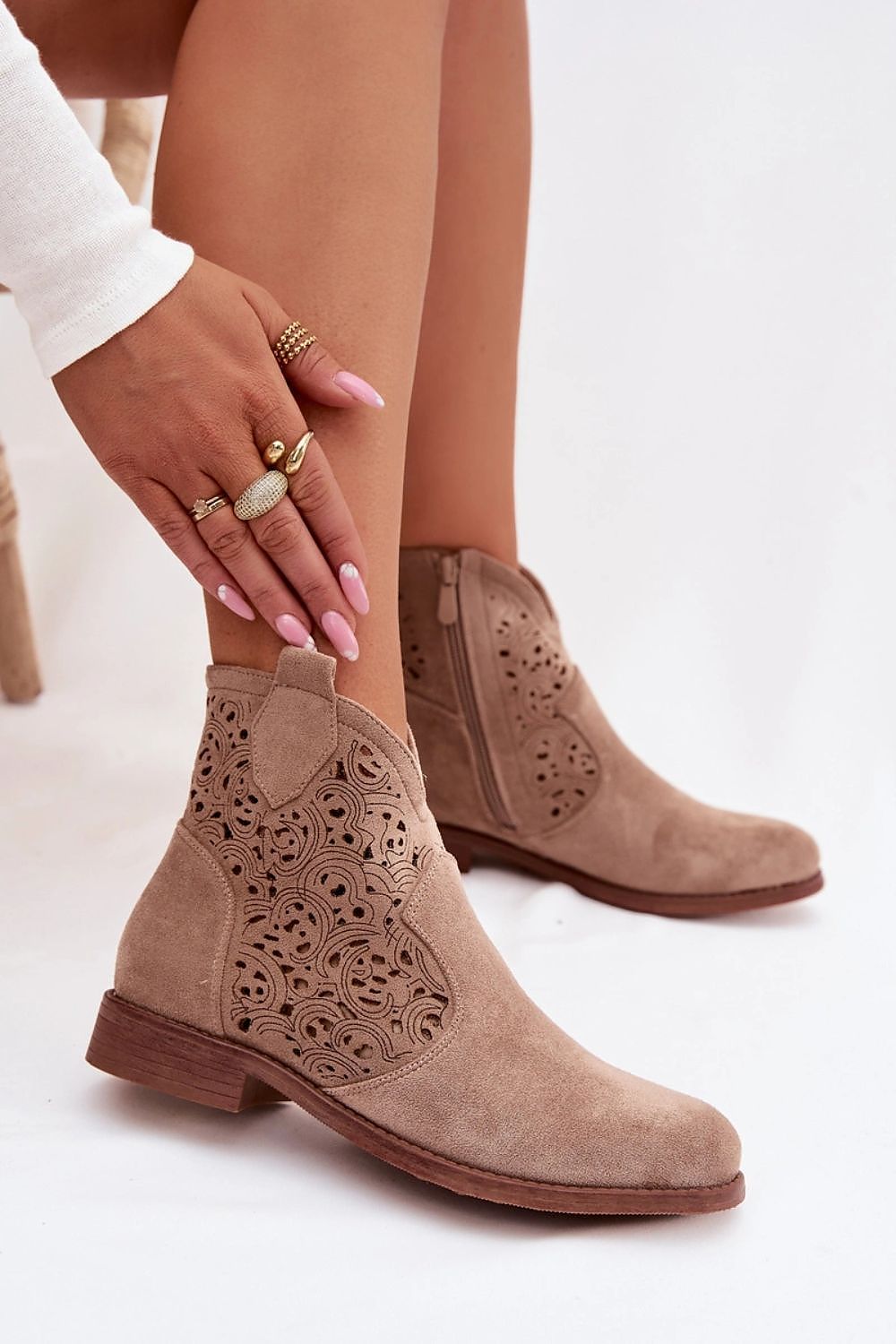Batai model 224433 Step in style