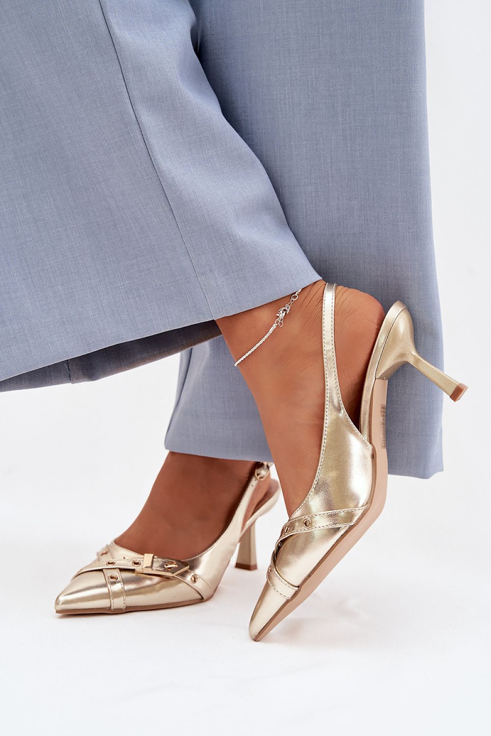  Sandalai su kulnu model 225226 Step in style 