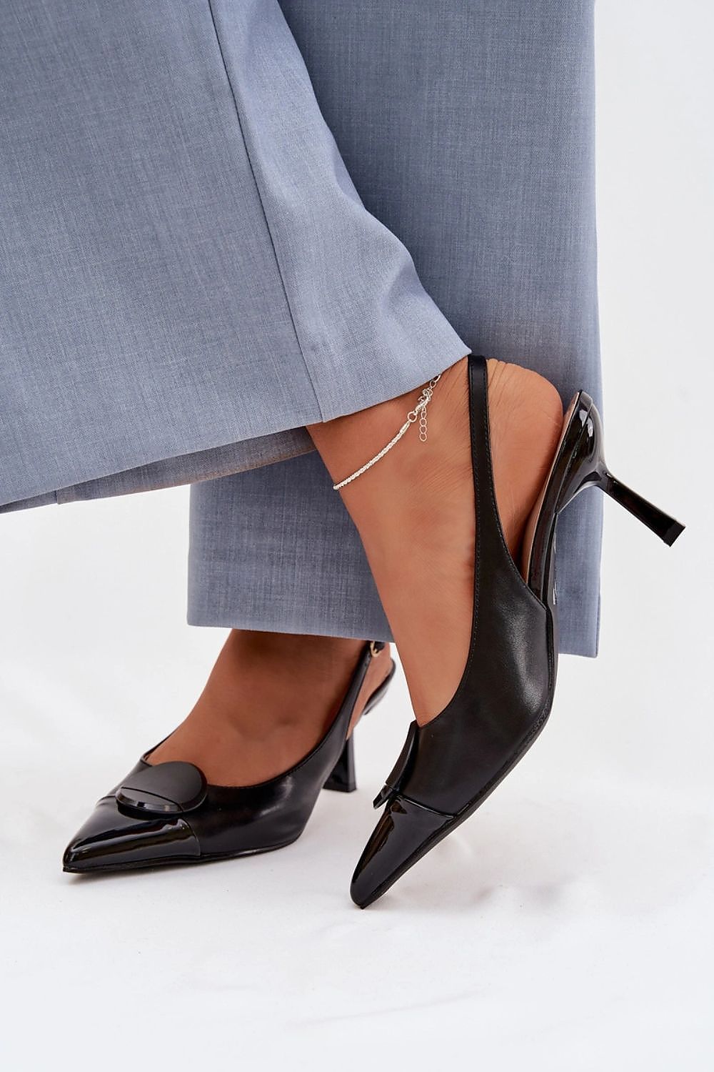 Sandalai su kulnu model 225217 Step in style