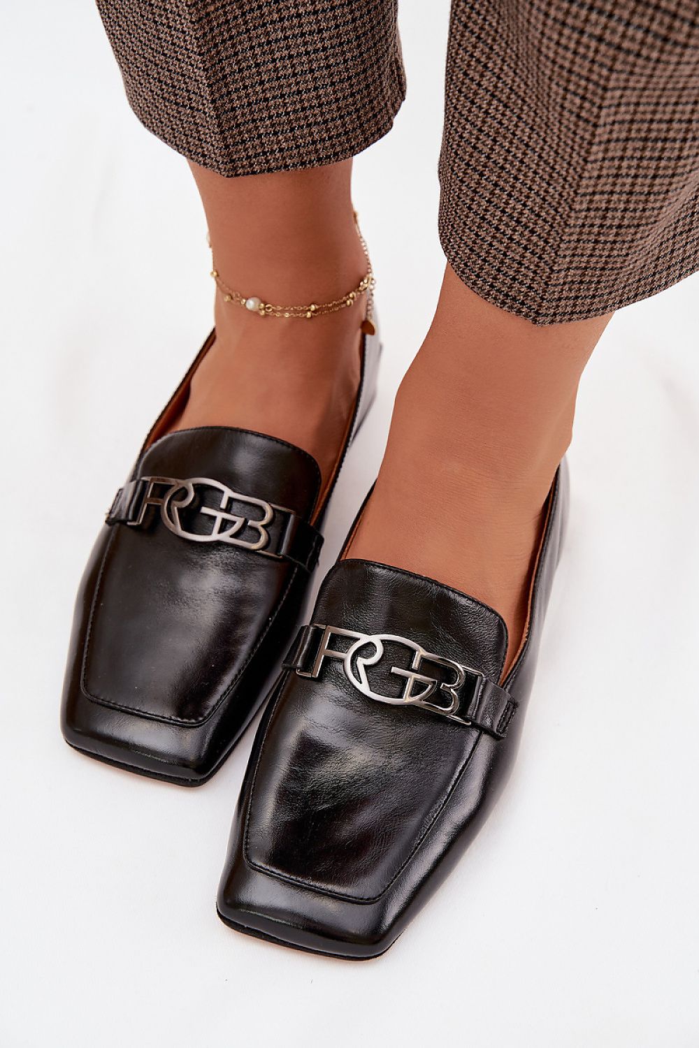 Šlepetės model 225361 Step in style