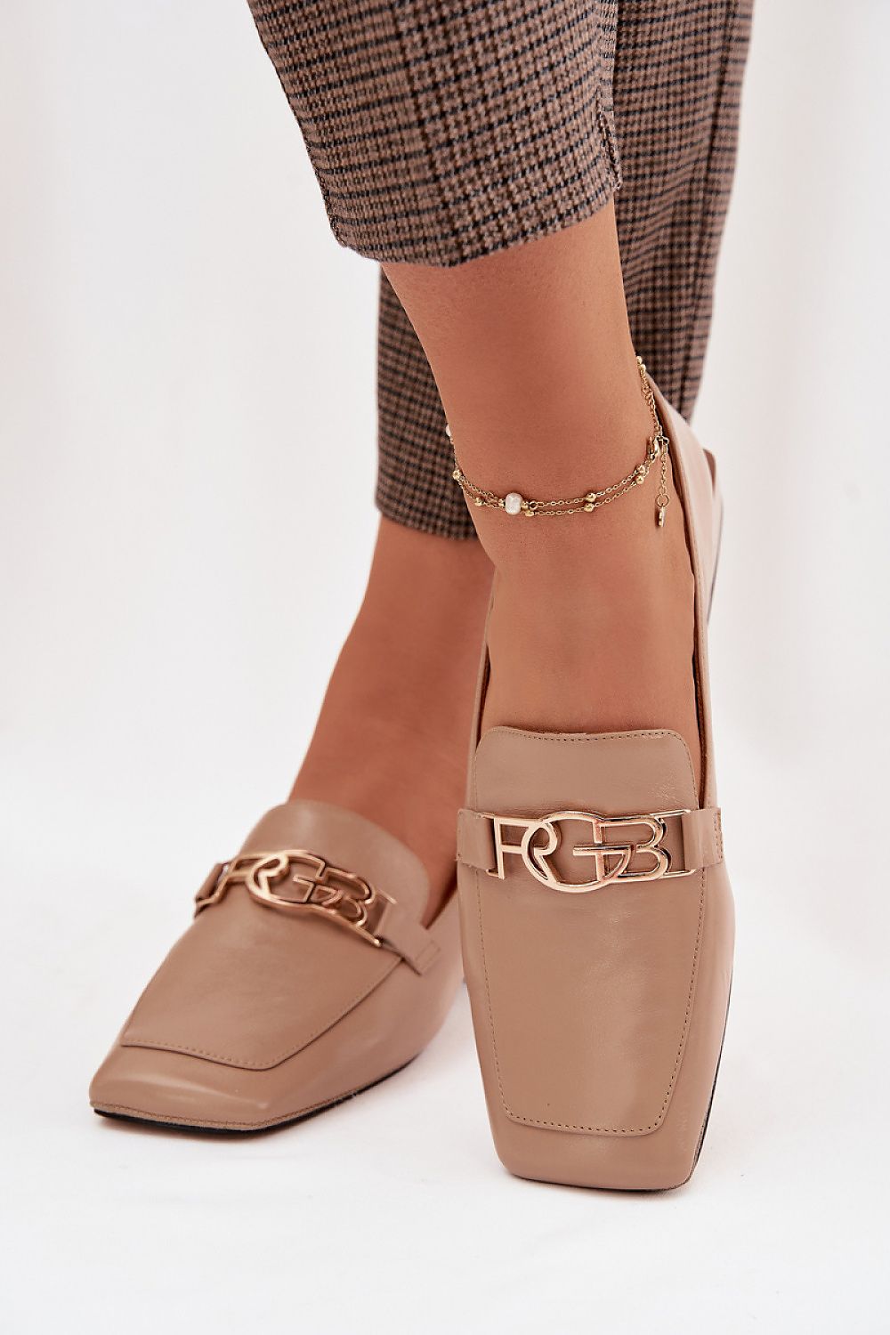 Šlepetės model 225362 Step in style