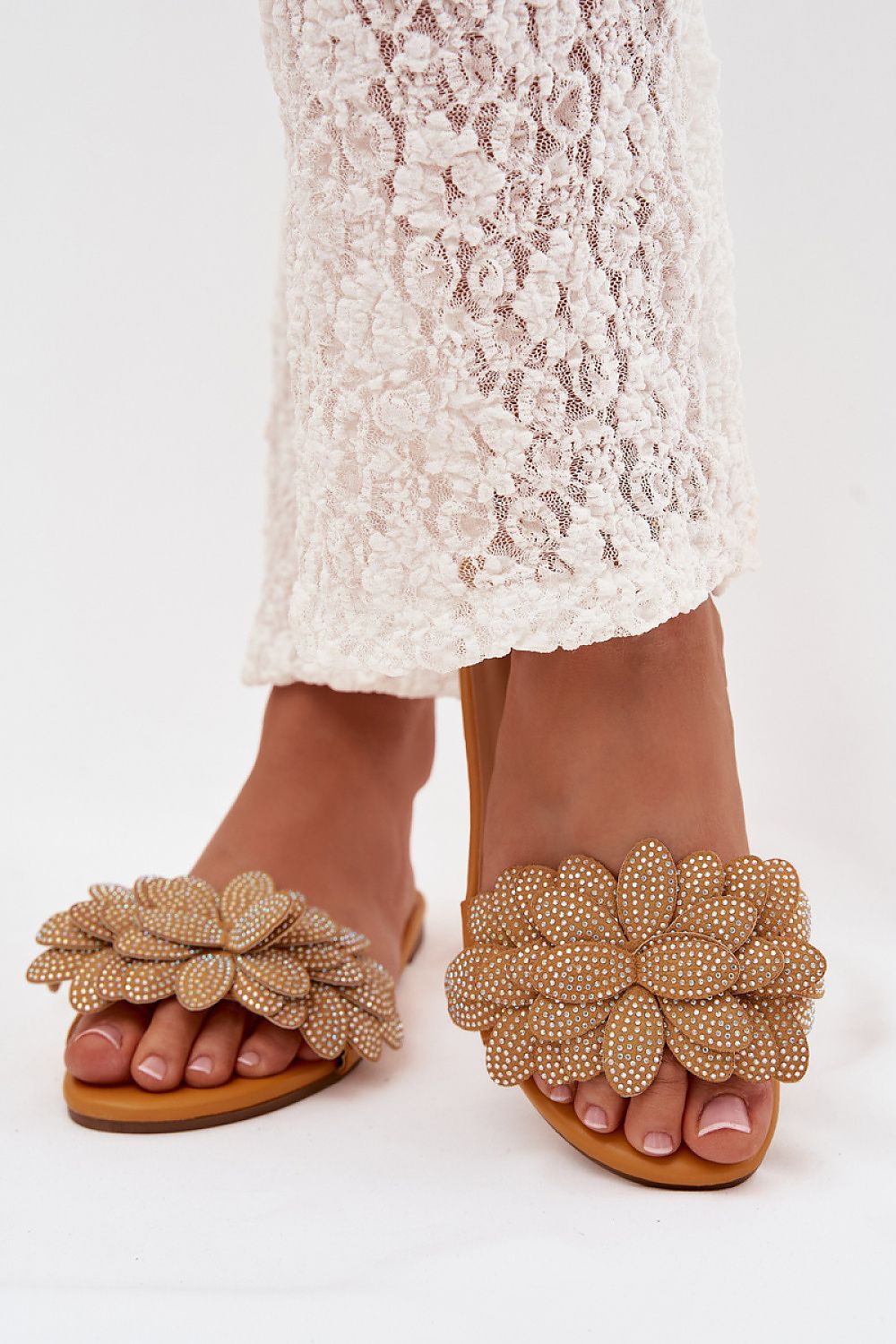 Šlepetės model 225388 Step in style