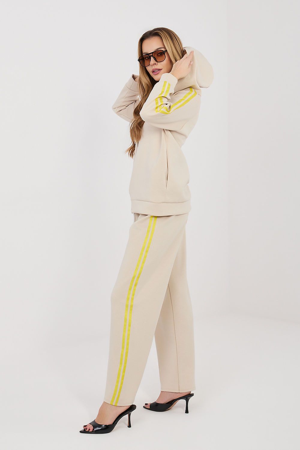 Nustatyti model 225540 Rue Paris