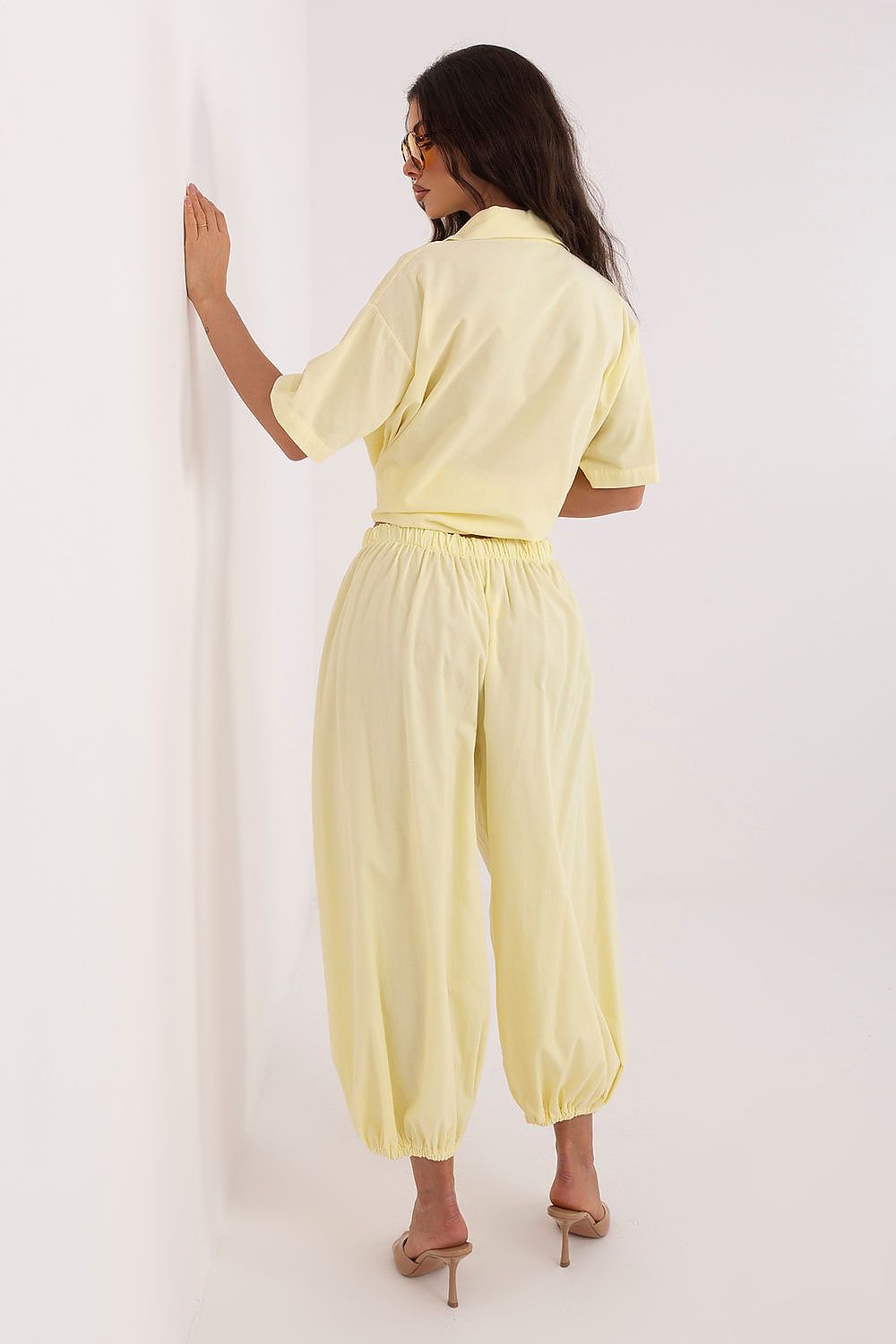  Kordėtinės kelnės model 226226 Italy Moda 